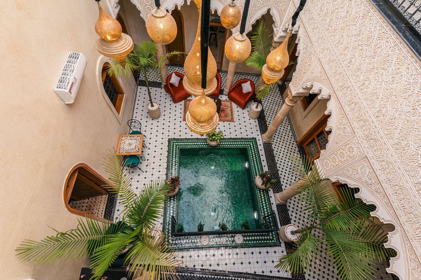 Suite, Agadir